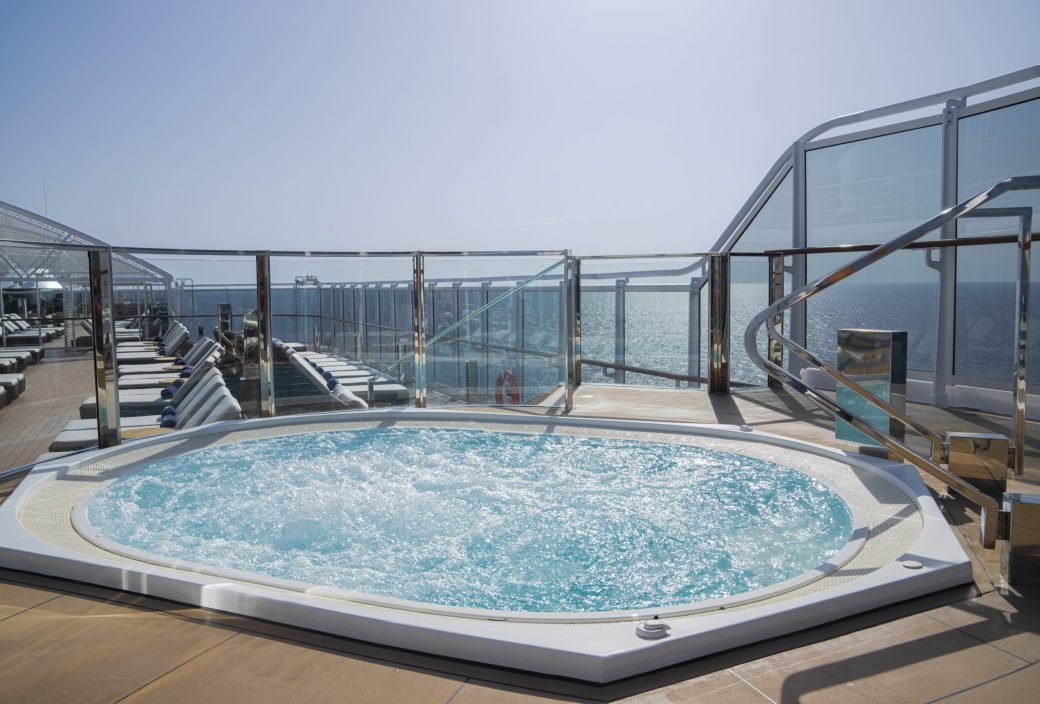 MSC Seascape, MSC Yacht Club Sundeck & Pool